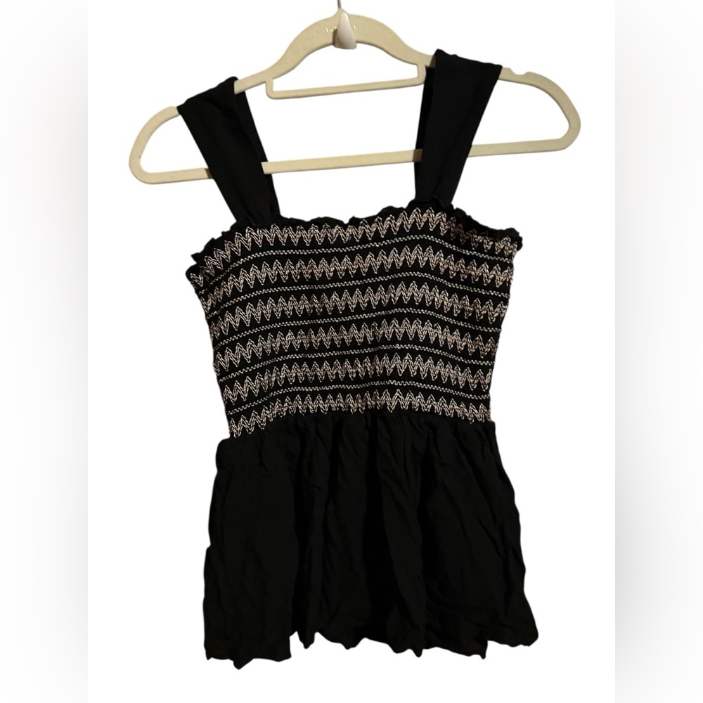 Deebaco Black pink White embroidered Women's shirred bodiceTop ladies medium
